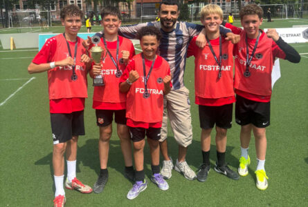 Team Alkmaar Sport uit Overdie wint landelijke FC Straat League